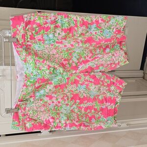 Lilly Pulitzer Chipper Shorts - Holy Grail Southern Charm